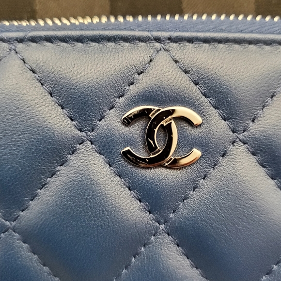 💕Traded💕CHANEL Lambskin Keyholder Card Holder - Picture 8 of 9